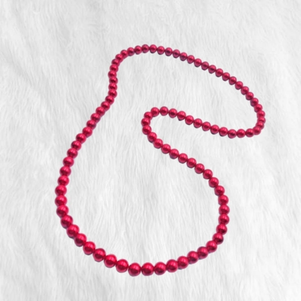 🙋 10/$20. Infinity Red Beaded Necklace